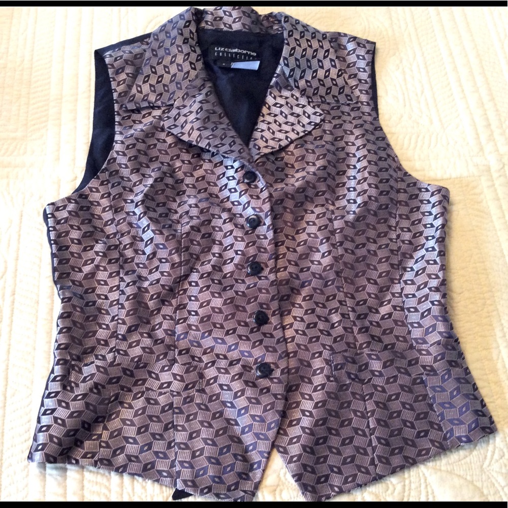 Nice Claiborne Vest